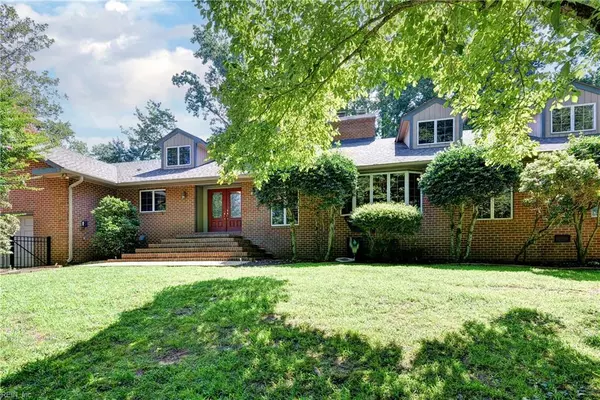 Williamsburg, VA 23185,115 Holcomb DR
