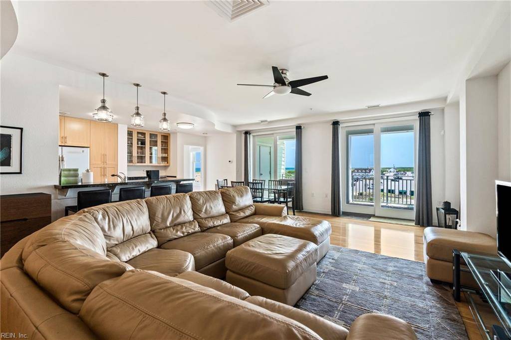 3738 Sandpiper RD #227B, Virginia Beach, VA 23456