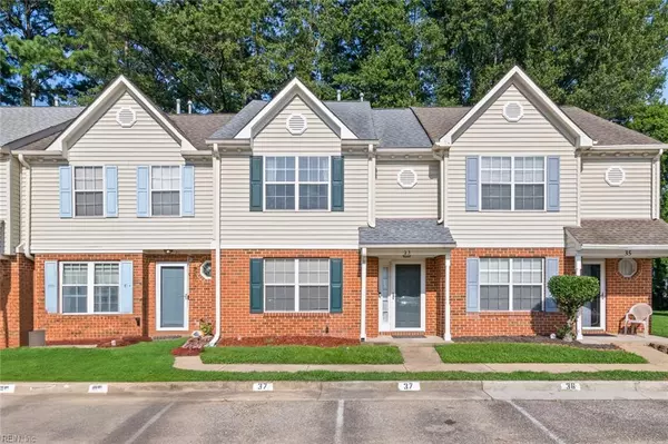 33 Carmine PL, Hampton, VA 23666