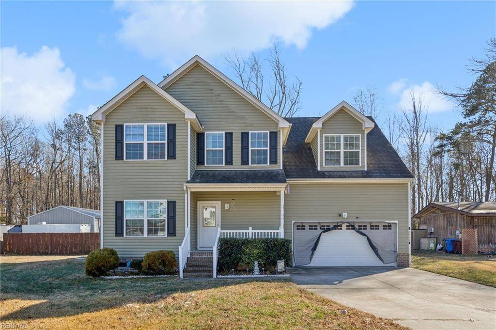 3605 Parr LN, Chesapeake, VA 23323