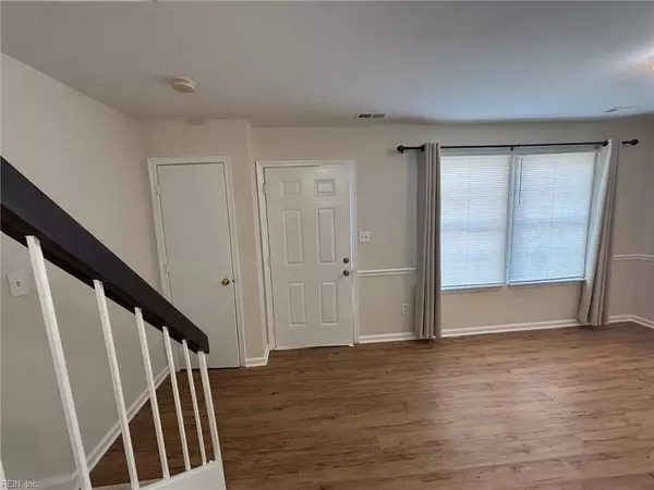 Virginia Beach, VA 23453,3242 Scarborough WAY