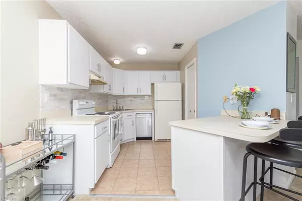 3129 Tidal Bay LN, Virginia Beach, VA 23451