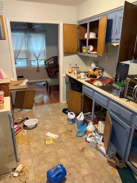 Virginia Beach, VA 23462,512 Mulligan DR