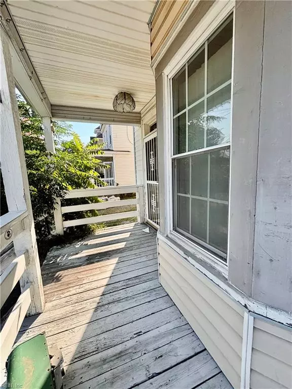Newport News, VA 23607,327 48th ST