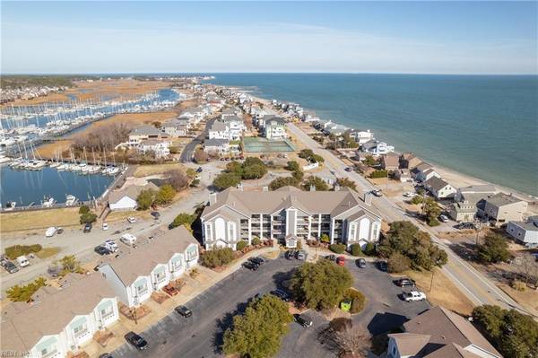 1031 High Dunes QUAY #103, Hampton, VA 23664