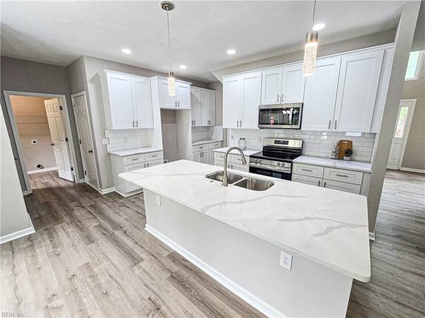904 Will Scarlet WAY, Chesapeake, VA 23322