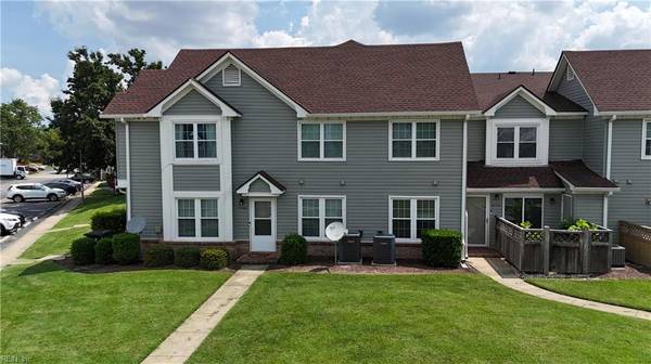 5267 Lake Victoria ARCH, Virginia Beach, VA 23464