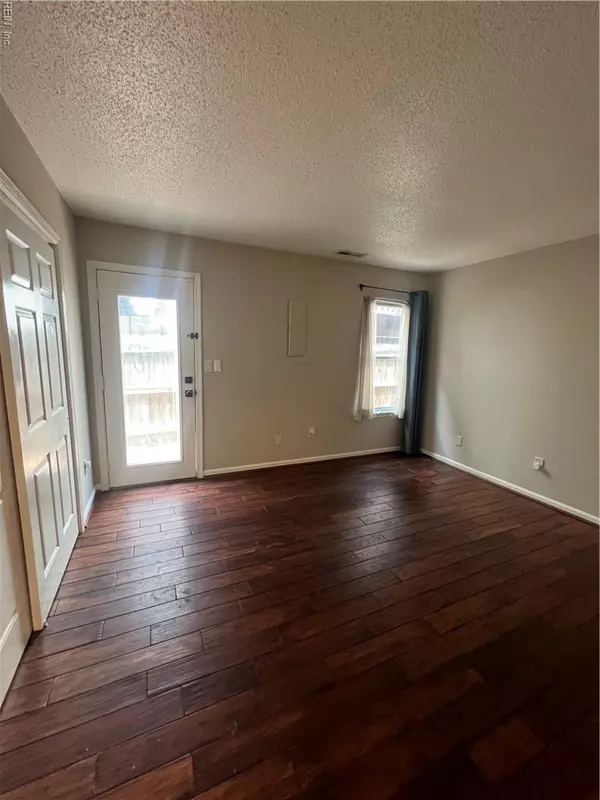 Norfolk, VA 23503,8576 Chesapeake BLVD #108