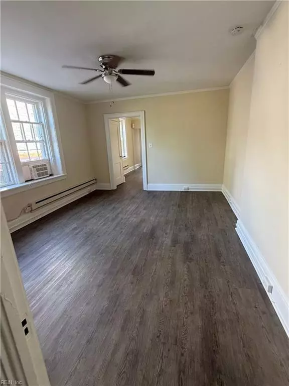 Norfolk, VA 23507,830 Westover AVE #4