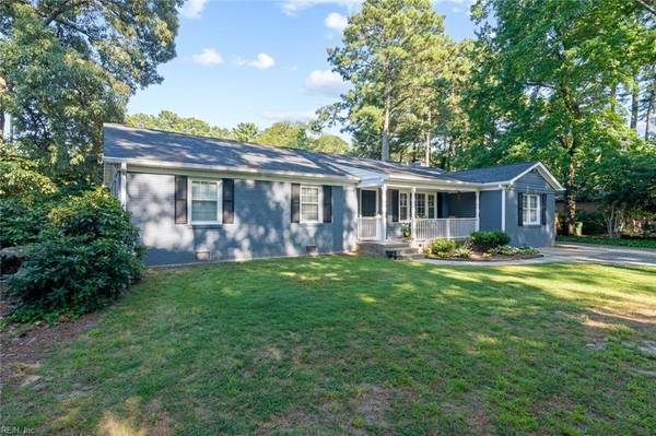 2077 Sarahs Creek Woods RD, Hayes, VA 23072