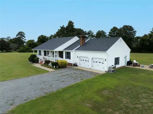 50 Captains DR, Mathews, VA 23109