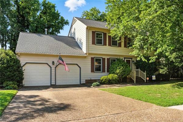 211 Admiral CT, Hampton, VA 23669