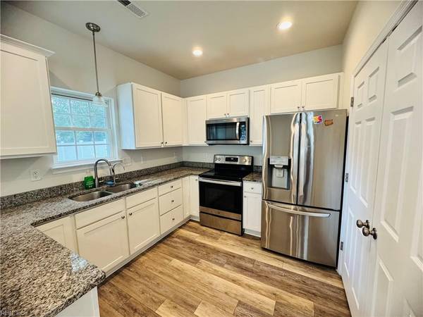 1118 44th ST, Newport News, VA 23607