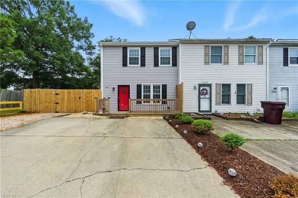 3231 Clover RD E, Chesapeake, VA 23321
