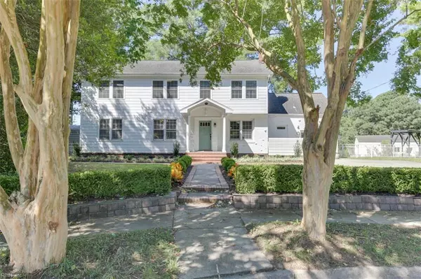 109 W Arden CIR, Norfolk, VA 23505