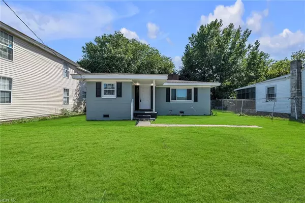 1403 Lindsay AVE, Portsmouth, VA 23704