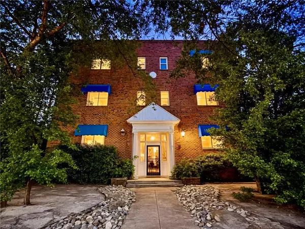 1915 Colonial AVE #3, Norfolk, VA 23517