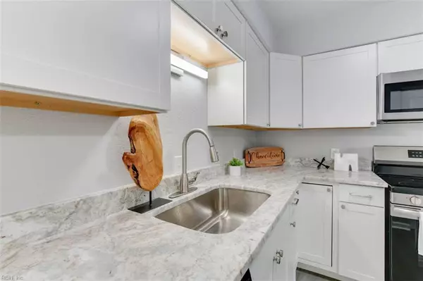 1263 Credle RD, Virginia Beach, VA 23454