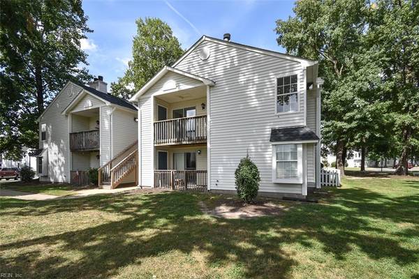 1709 Stoney Creek ARCH #D, Chesapeake, VA 23320