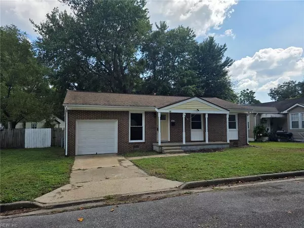 4 Sampson PL, Portsmouth, VA 23702