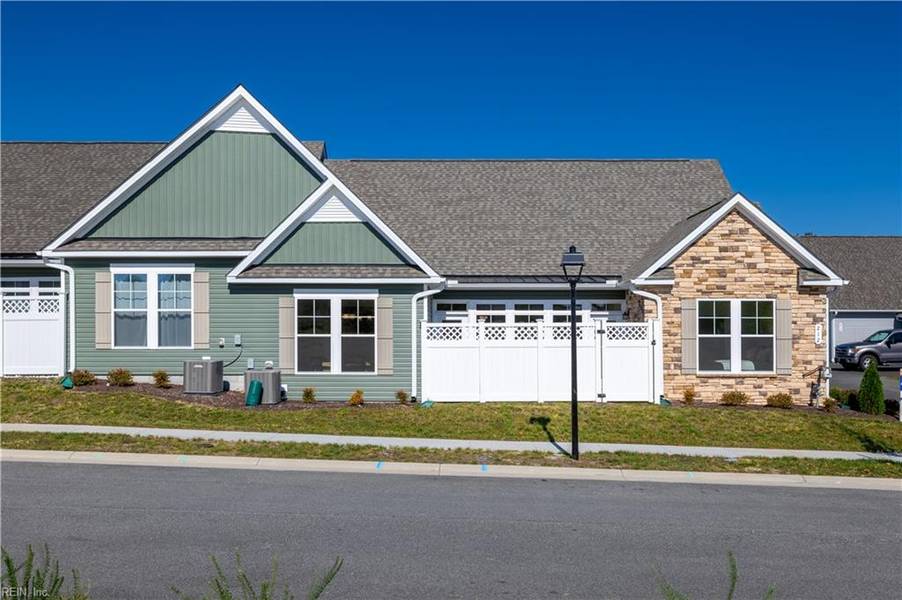 104 Cathedral ST #39-1, Smithfield, VA 23430