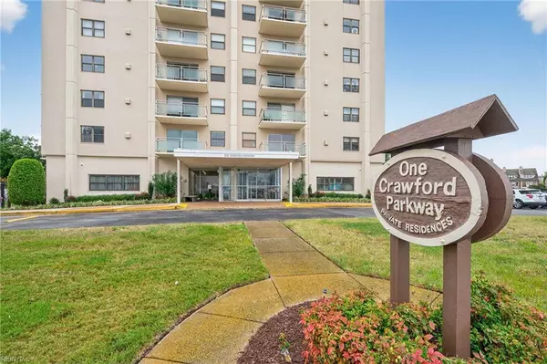 1 Crawford PW #607, Portsmouth, VA 23704