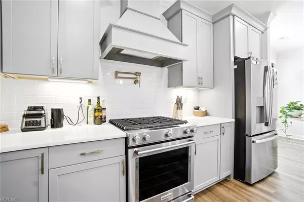 1349 Narrow WAY, Virginia Beach, VA 23451