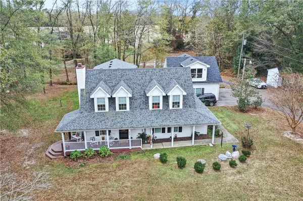 7458 Mill Creek Dr, Zuni, VA 23898