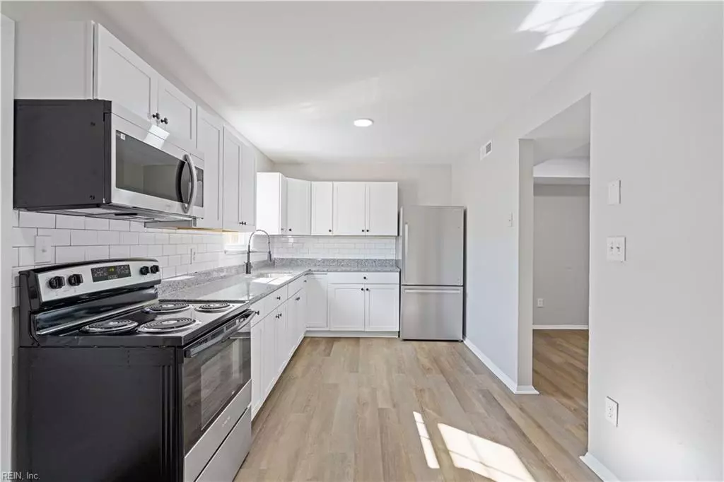 Chesapeake, VA 23320,407 Harbour North DR