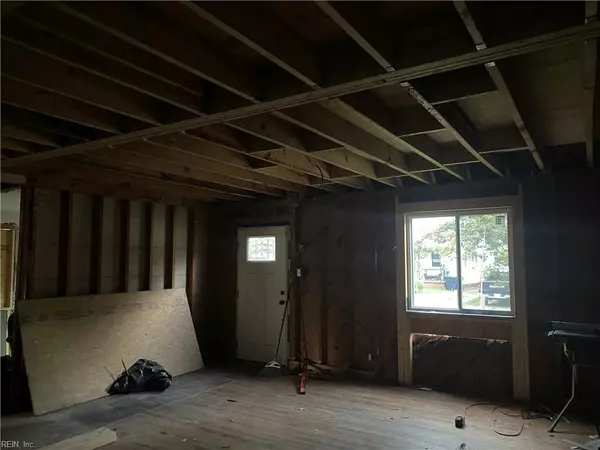 Portsmouth, VA 23702,8 Brierdale PL