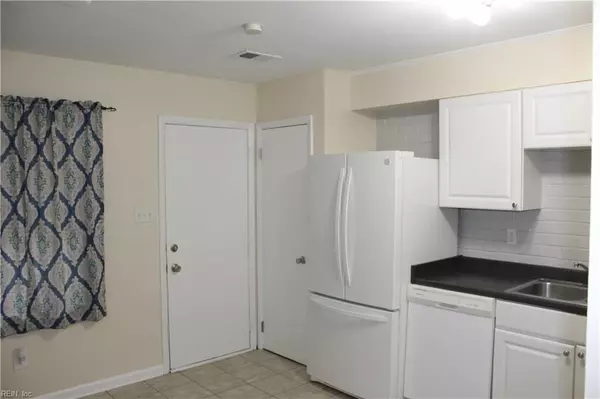 Portsmouth, VA 23703,5502 W Norfolk RD