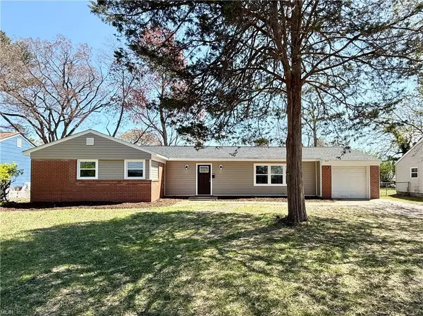 420 Kings Point CT, Virginia Beach, VA 23452