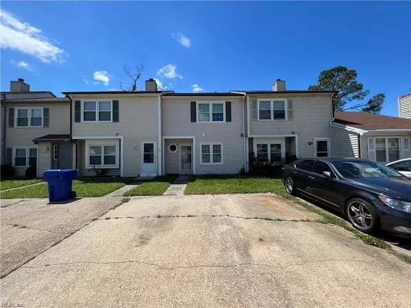 1057 Commonwealth PL, Virginia Beach, VA 23464