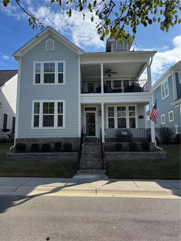 110 Creek LN, Suffolk, VA 23435