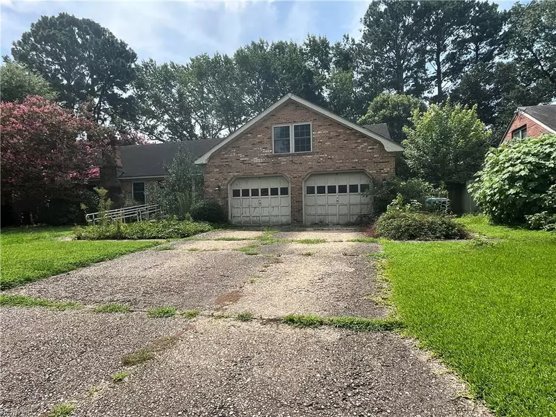 4729 Little John RD, Virginia Beach, VA 23455