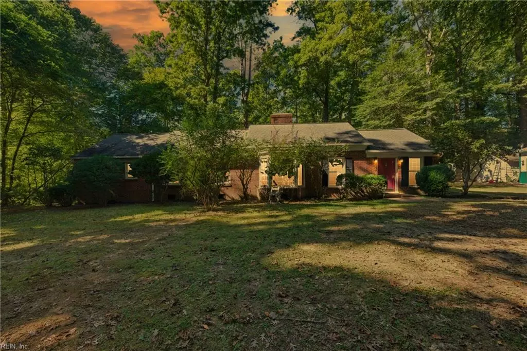 Williamsburg, VA 23188,4932 John Tyler HWY