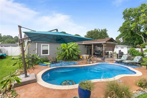 5872 Connors DR, Virginia Beach, VA 23464