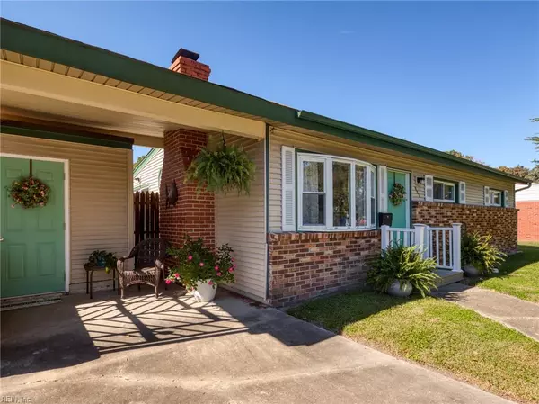 921 Aragona BLVD, Virginia Beach, VA 23455