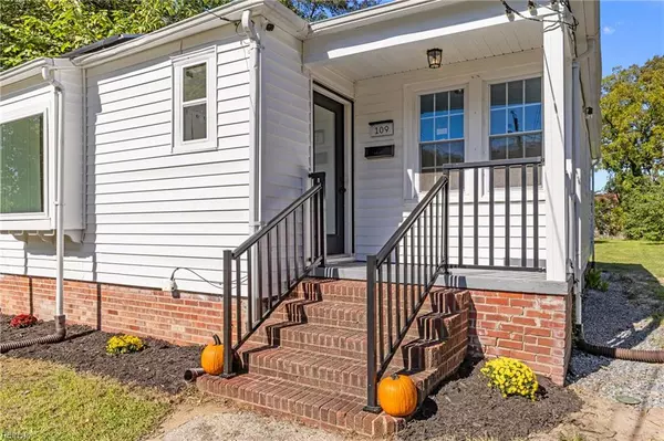 109 Frissell ST, Hampton, VA 23663
