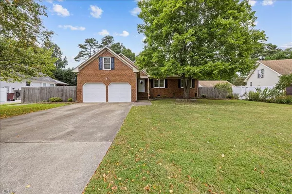 845 N Haven CIR, Chesapeake, VA 23322