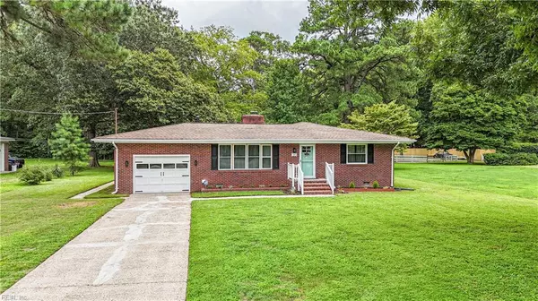 20 Atkins LN, Newport News, VA 23602