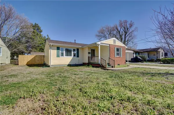 8 N Cypress ST, Hampton, VA 23669