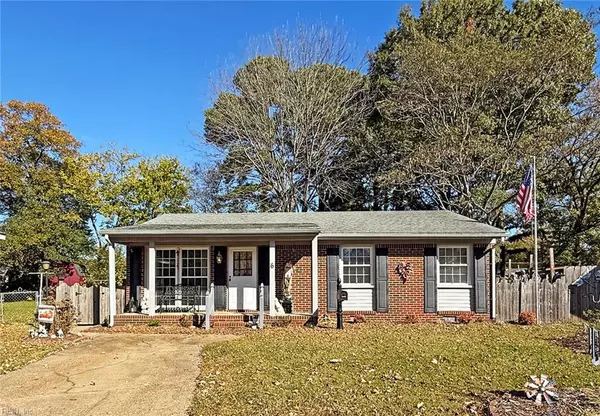 6 Brown CT, Portsmouth, VA 23701