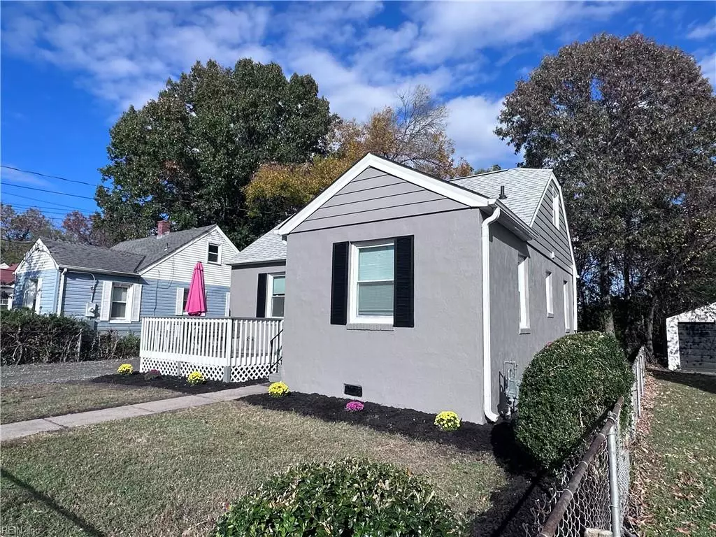 Hampton, VA 23669,16 Monroe DR