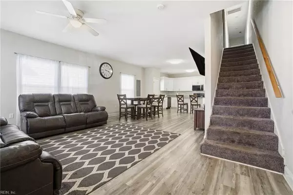 Portsmouth, VA 23704,1912 County ST