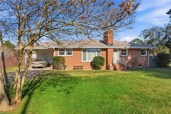 4 Snidow BLVD, Newport News, VA 23608