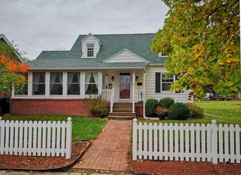 110 N Newton ST, Goodland, IN 47948