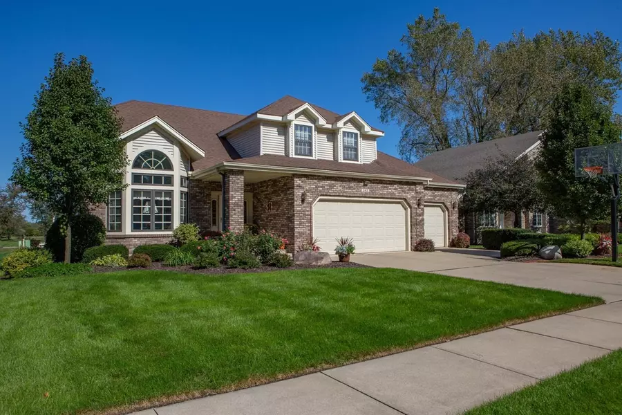 242 Golf View DR, Schererville, IN 46375