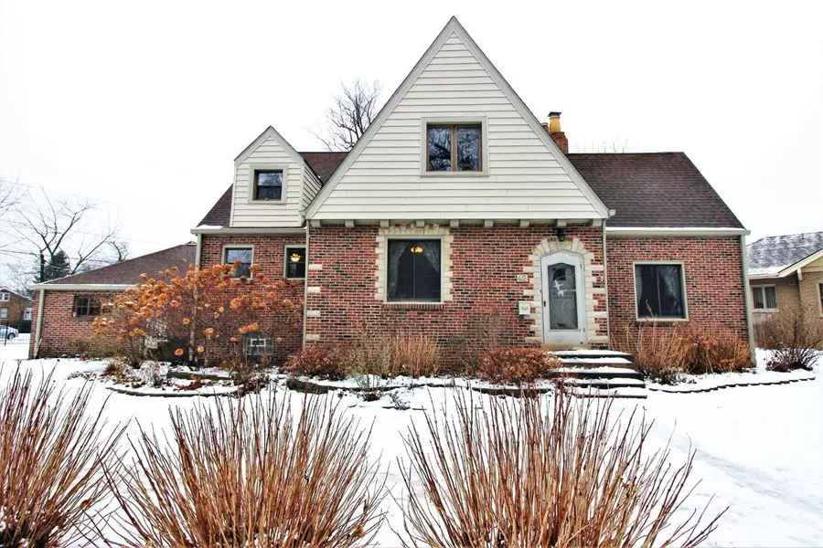 42 Indi Illi Pkwy, Hammond, IN 46324