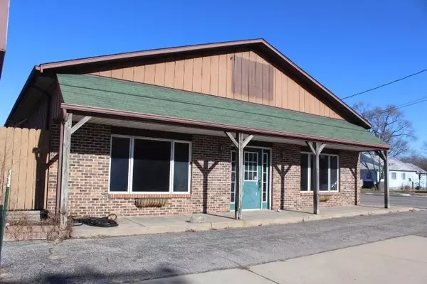 Knox, IN 46534,217 E Culver RD